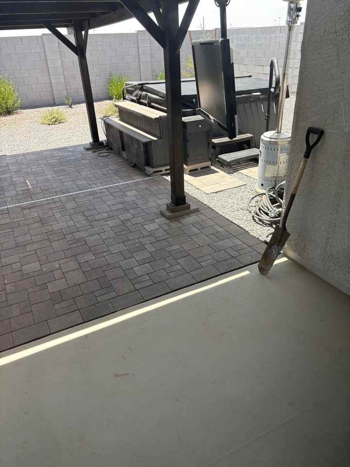 34843 W Lucca Dr - Photo 2 of 5