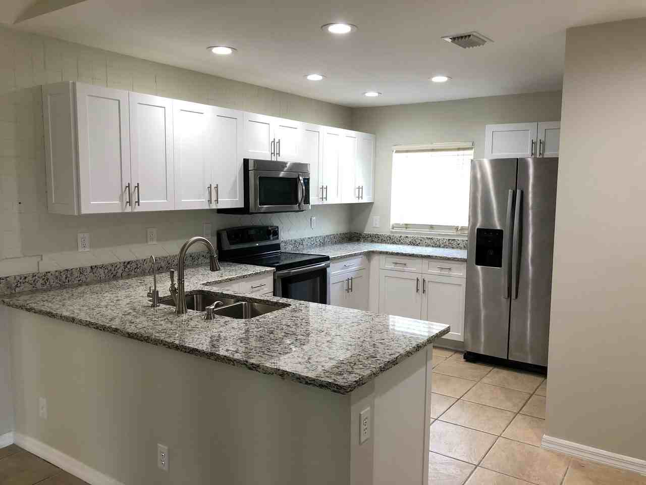 219 Grant Blvd - Photo 3 of 14