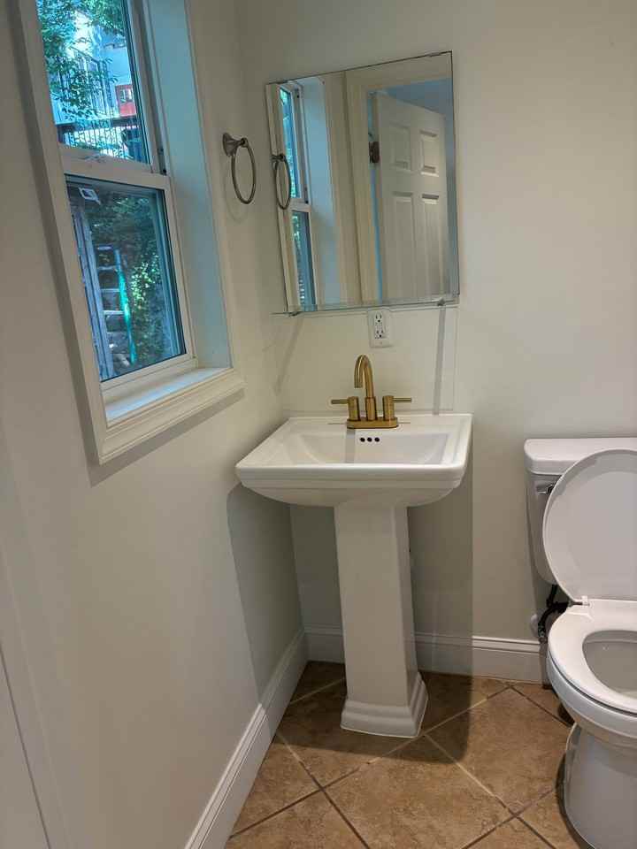 2302 Cheverly Ave - Photo 3 of 16