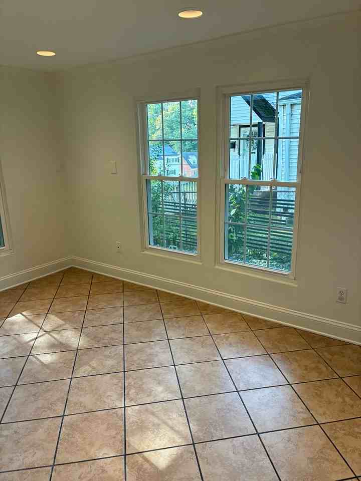 2302 Cheverly Ave - Photo 4 of 16