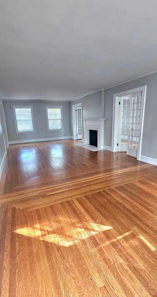 526 Ellsworth Ave - Photo 6 of 20