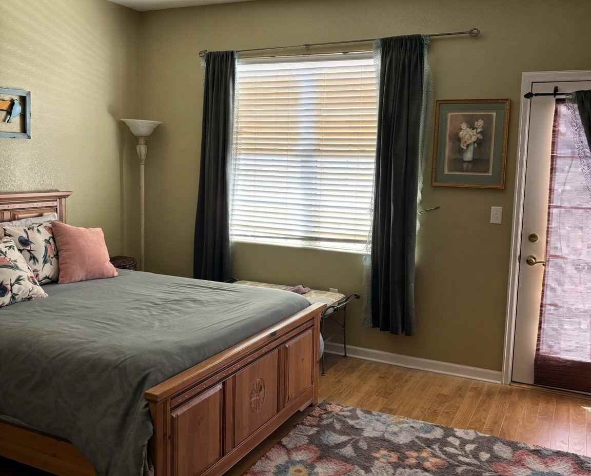 3992 S Carson St #102 - Photo 6 of 12