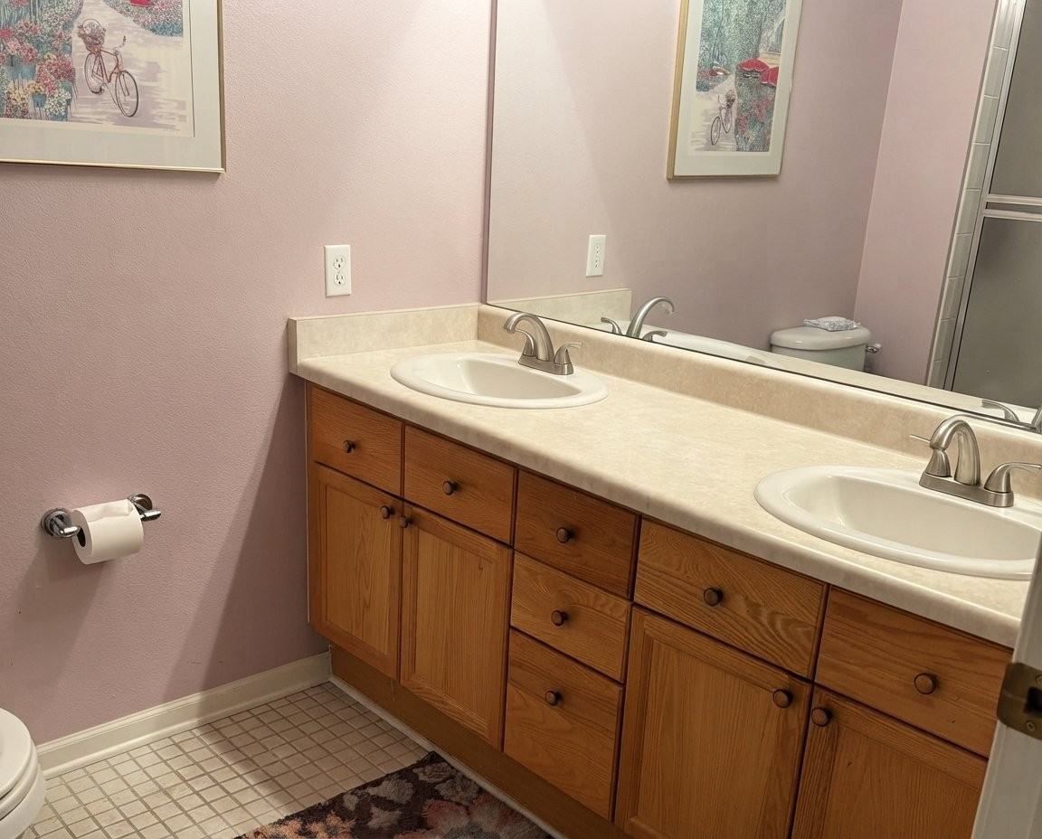 3992 S Carson St #102 - Photo 7 of 12