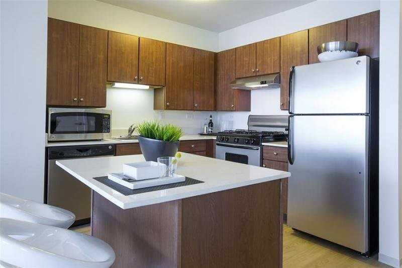 335 E Wacker Dr - Photo 3 of 13