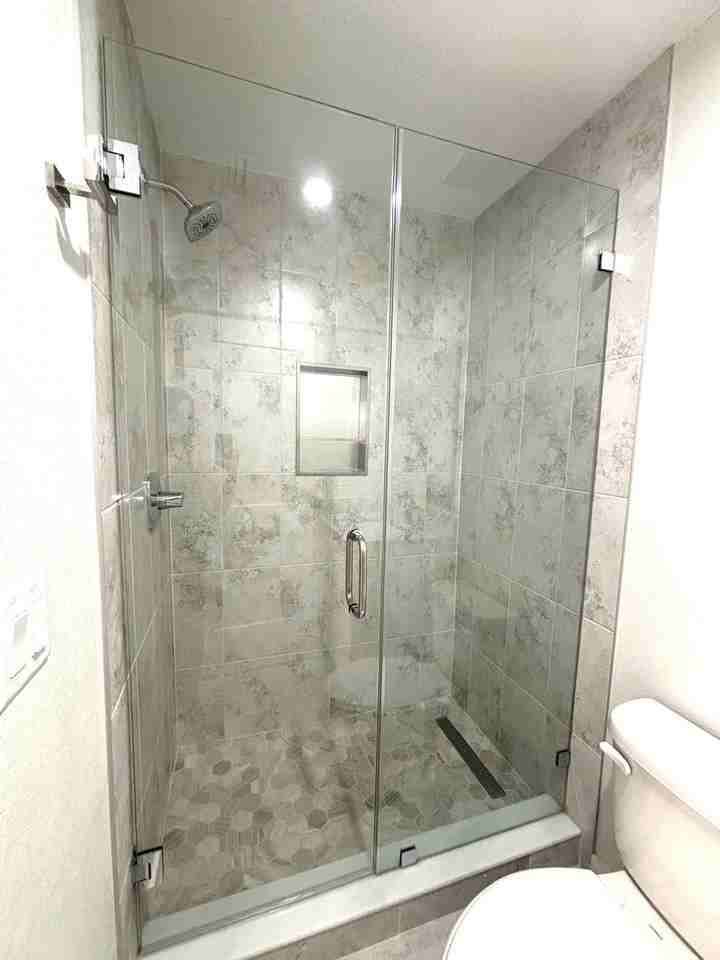 2108 1/2 W Saint Isabel St - Photo 5 of 10