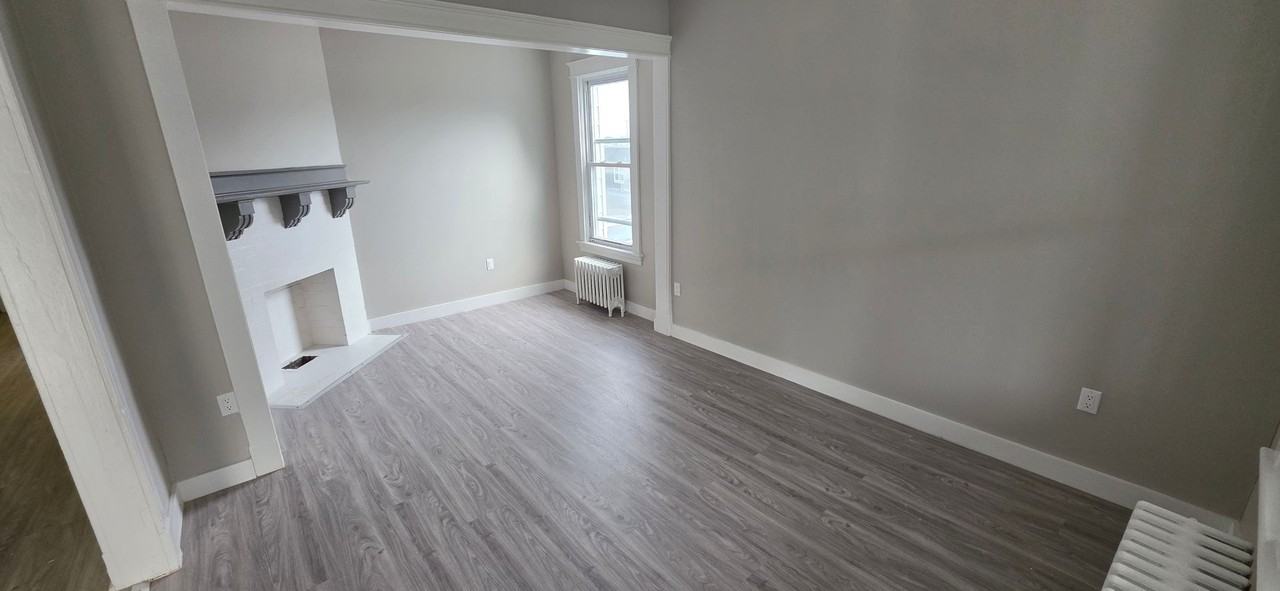 4 King Ave - Photo 3 of 12
