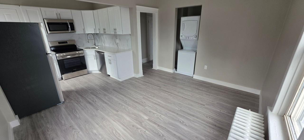 4 King Ave - Photo 7 of 12