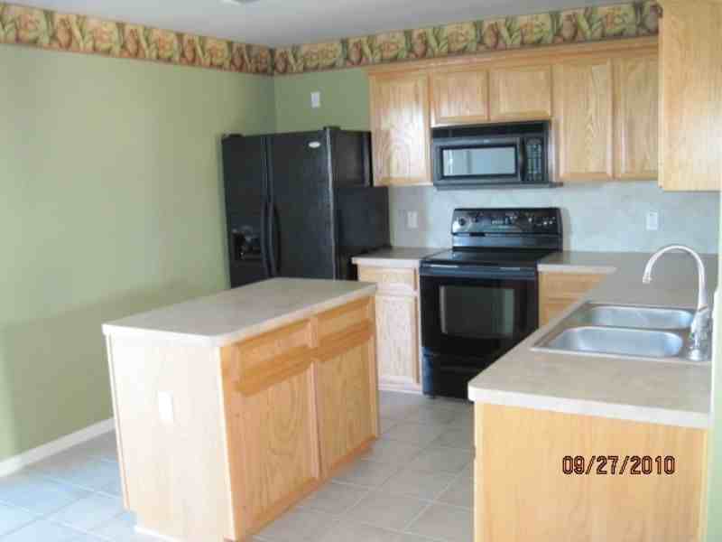 2205 Napier Dr - Photo 2 of 10