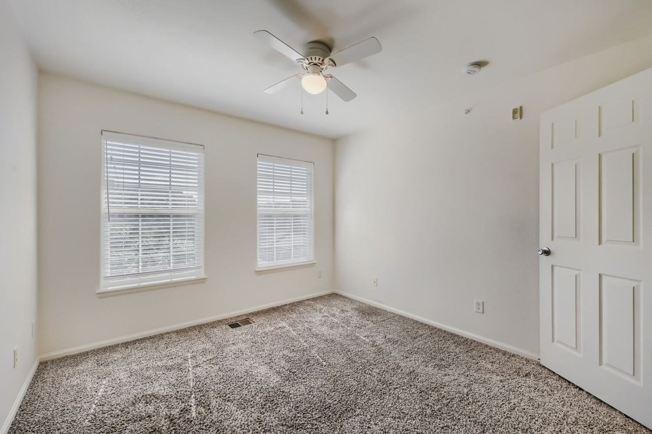 474 Black Feather Loop #413 - Photo 5 of 24