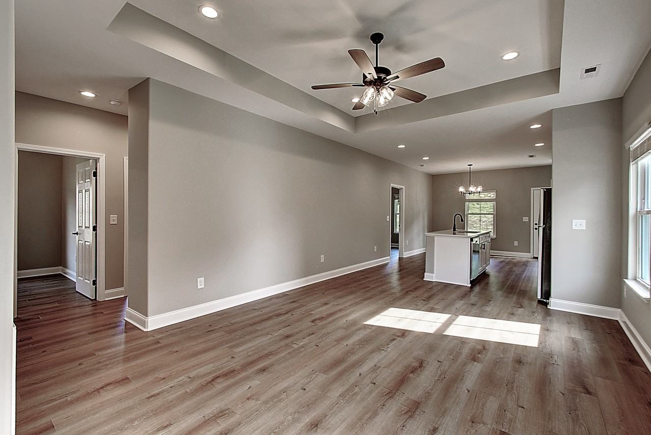 548 Catalina Ct #NA - Photo 5 of 28
