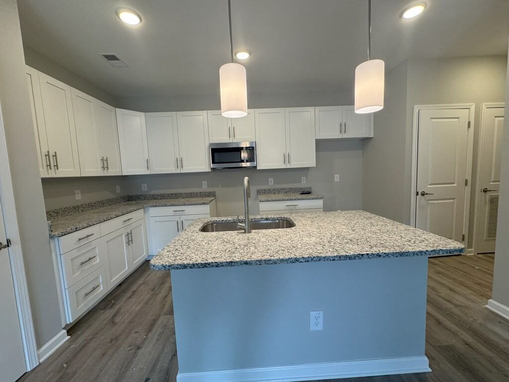 143 Emerson Point Dr #A102 - Photo 2 of 4