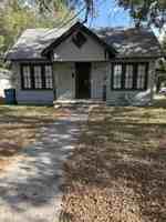 featured image of 814 W 3rd St #NA