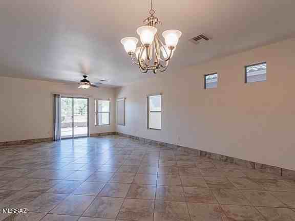 15863 S Via Cayetano #NA - Photo 6 of 17