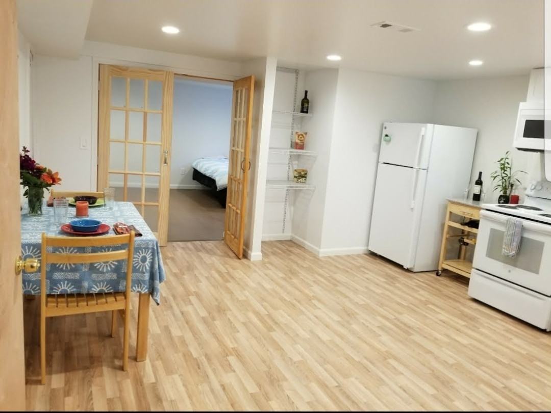 10028 12th Ave Nw - Photo 3 of 11
