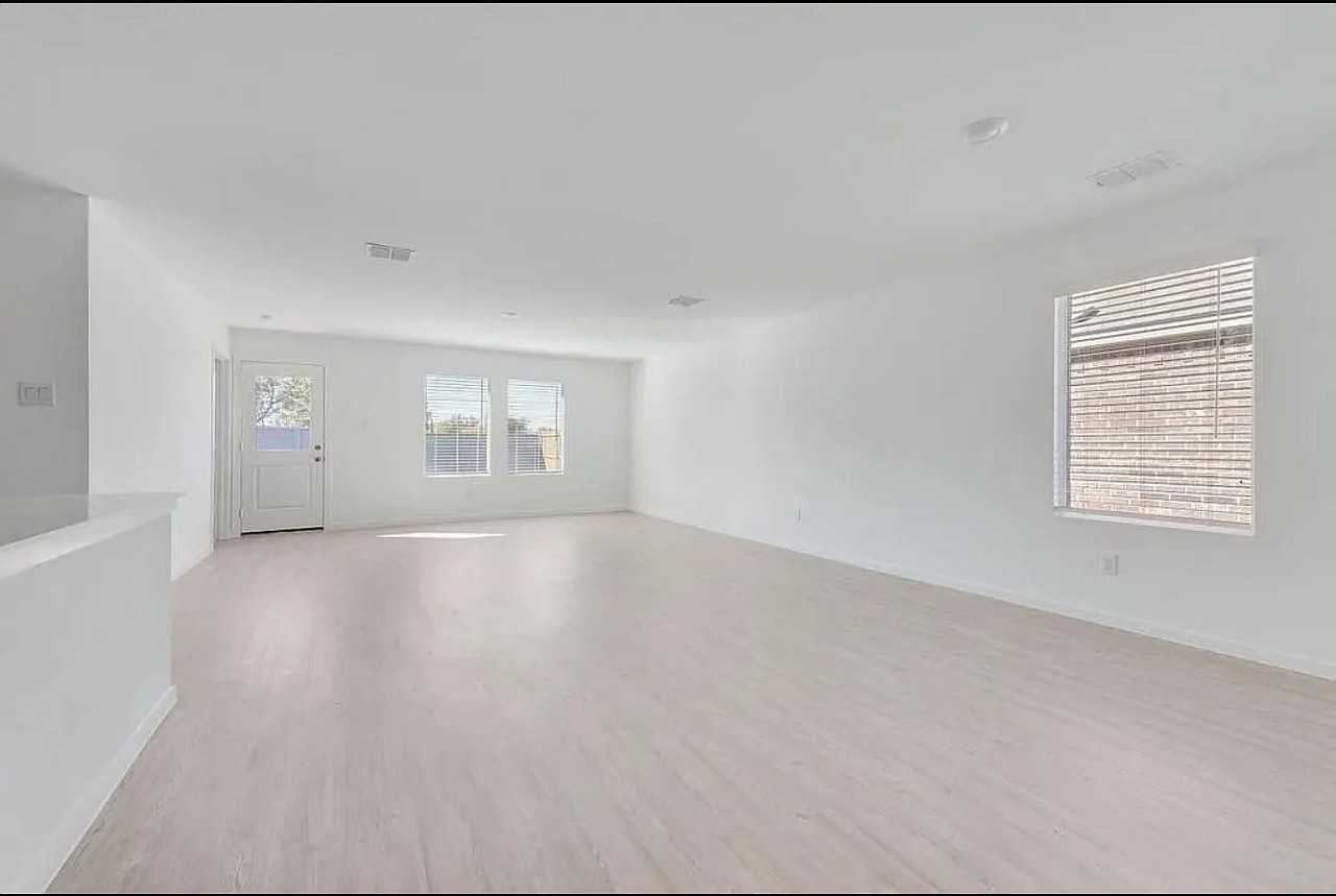 11320 Rodeo Dr #NA - Photo 6 of 24
