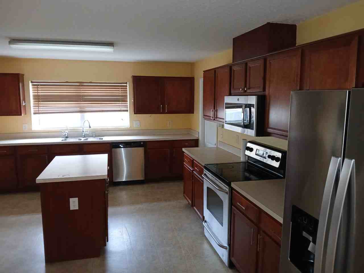 3056 Sand Stone Cir #NA - Photo 2 of 4
