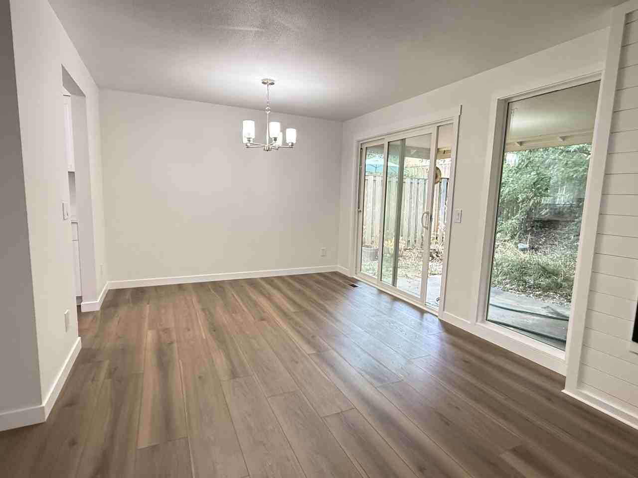 19911 Sw Southview St #1 - Photo 6 of 14