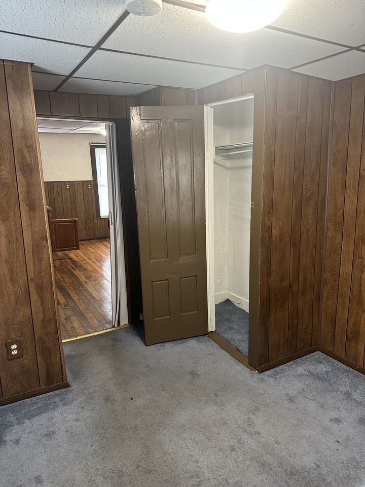 20 Henry St #2ndFLRIGHT - Photo 6 of 18