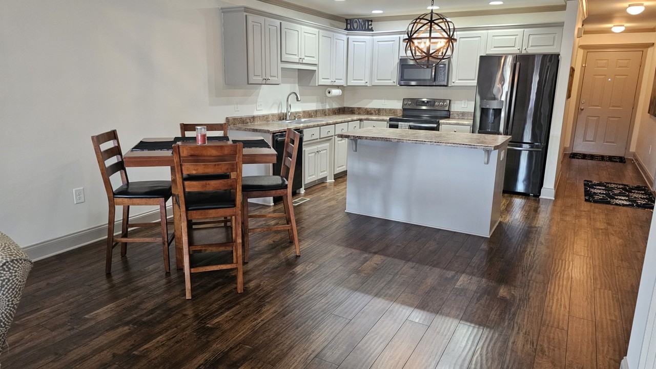 363 Amelia Springs Ln #0 - Photo 6 of 13