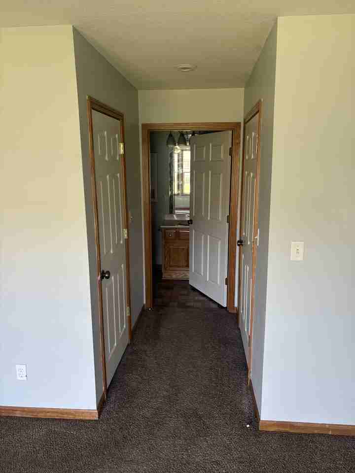 716 Meadow Ln #B - Photo 3 of 10