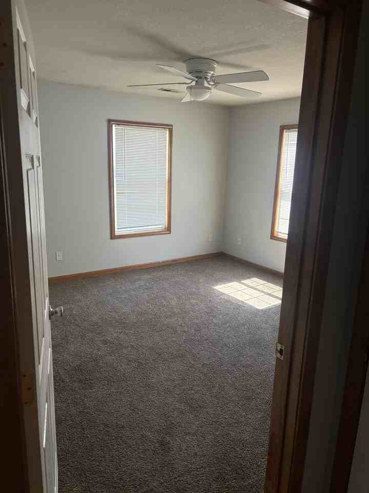 716 Meadow Ln #B - Photo 6 of 10