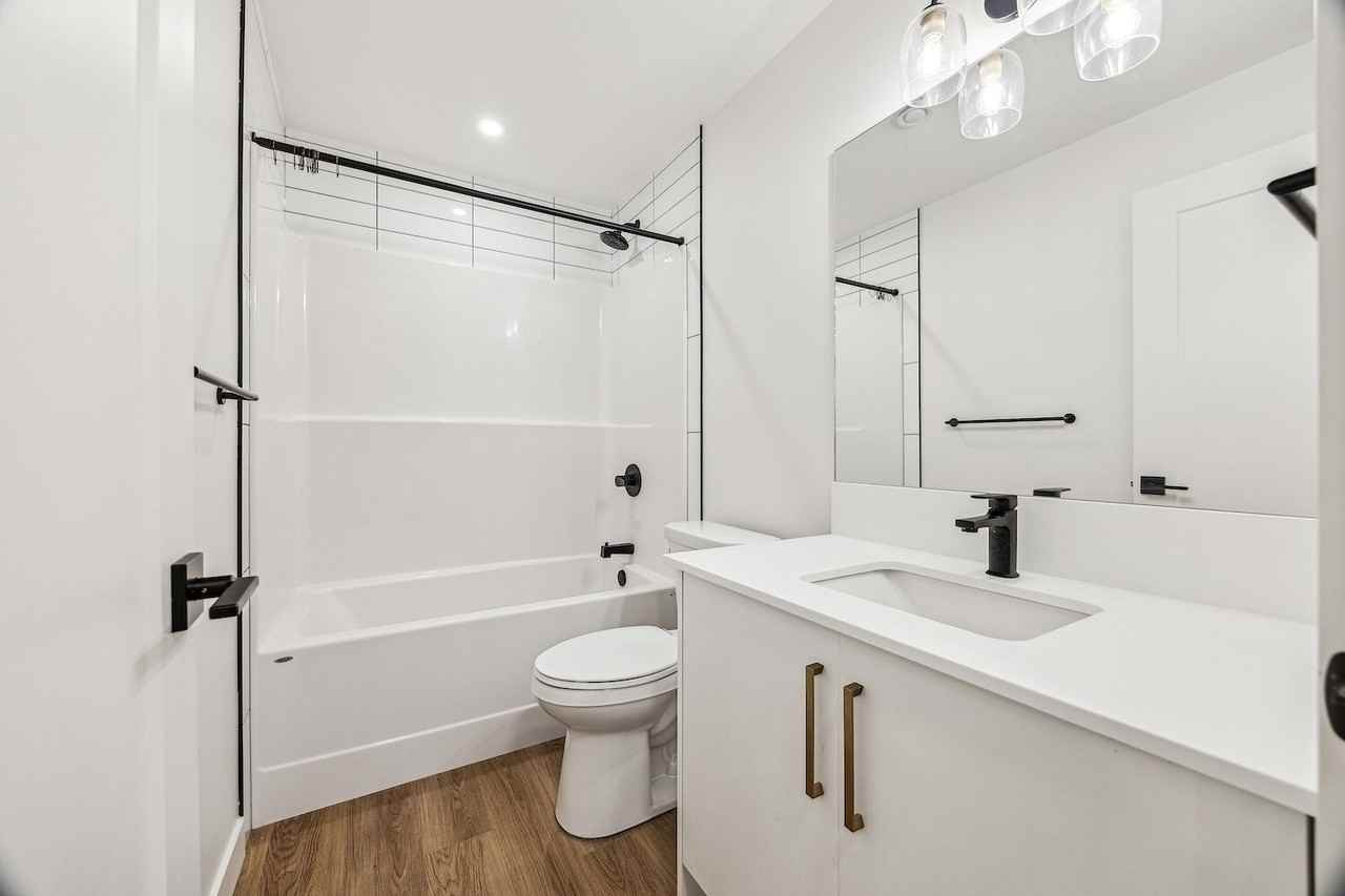 38 Willow Cres - Photo 6 of 14