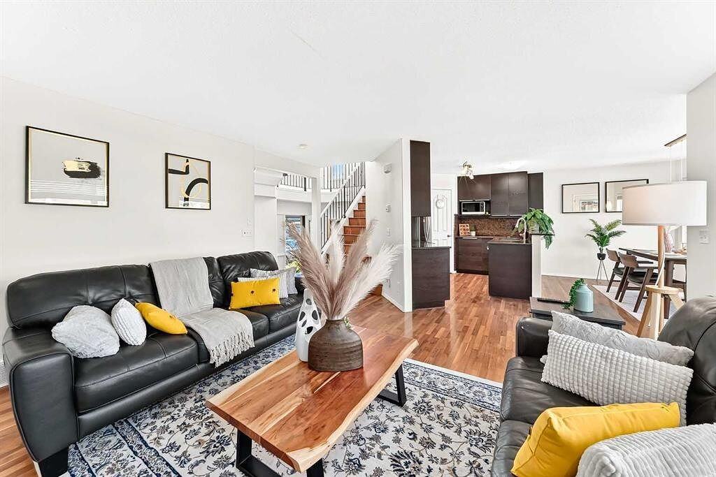 50 Royal Birch Terr Nw - Photo 2 of 31