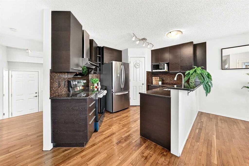 50 Royal Birch Terr Nw - Photo 4 of 31