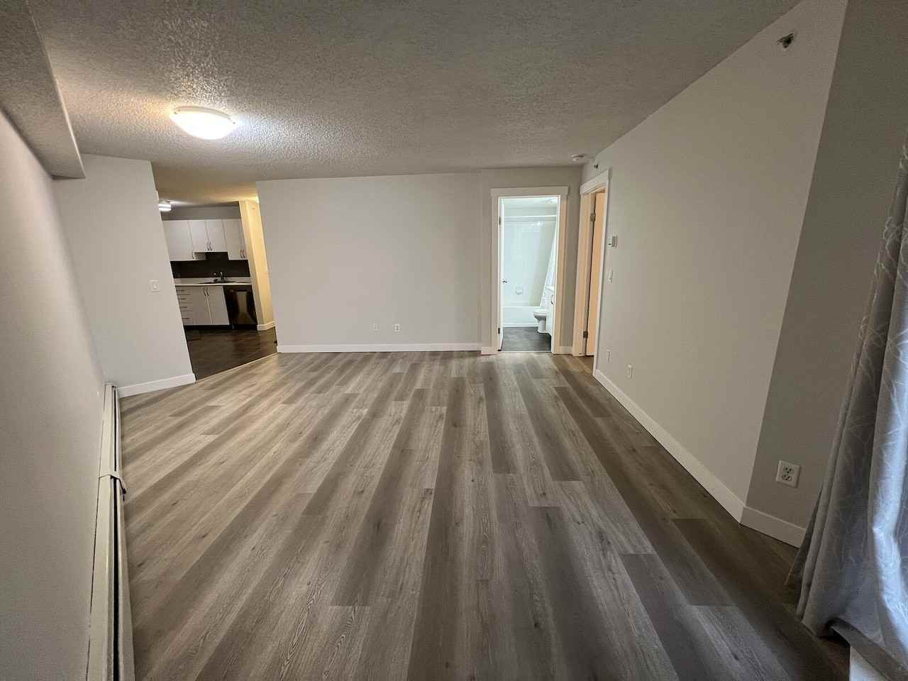 2318 -2318 Eversyde Ave Sw - Photo 5 of 20