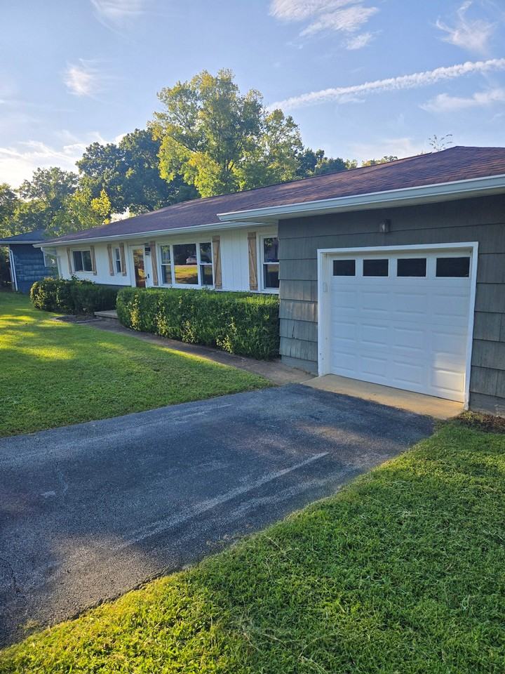 3909 Forest Highland Dr #NA - Photo 2 of 36