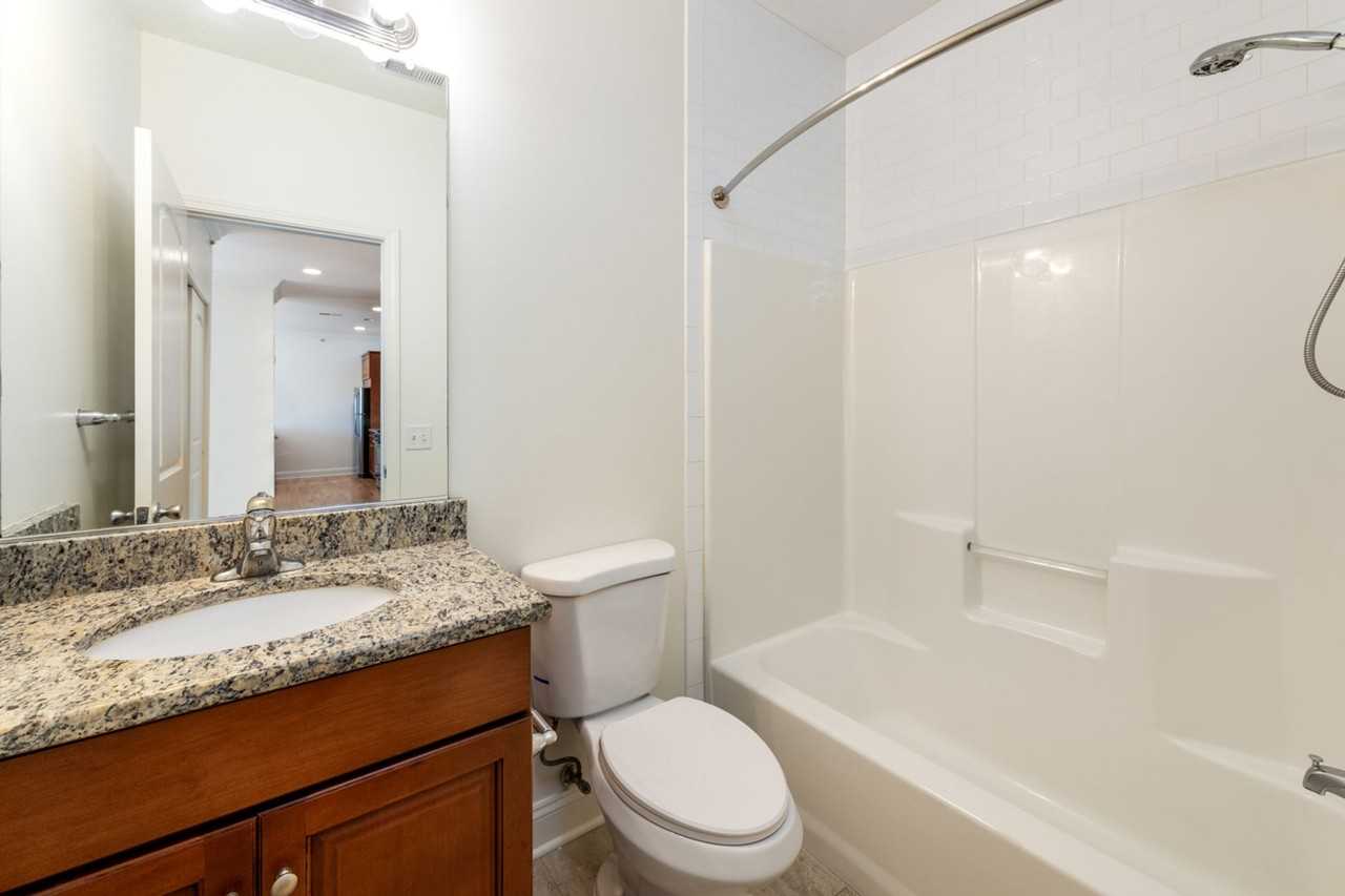 Suburban Square Apartments in the heart of Metuchen - Photo 3 of 16