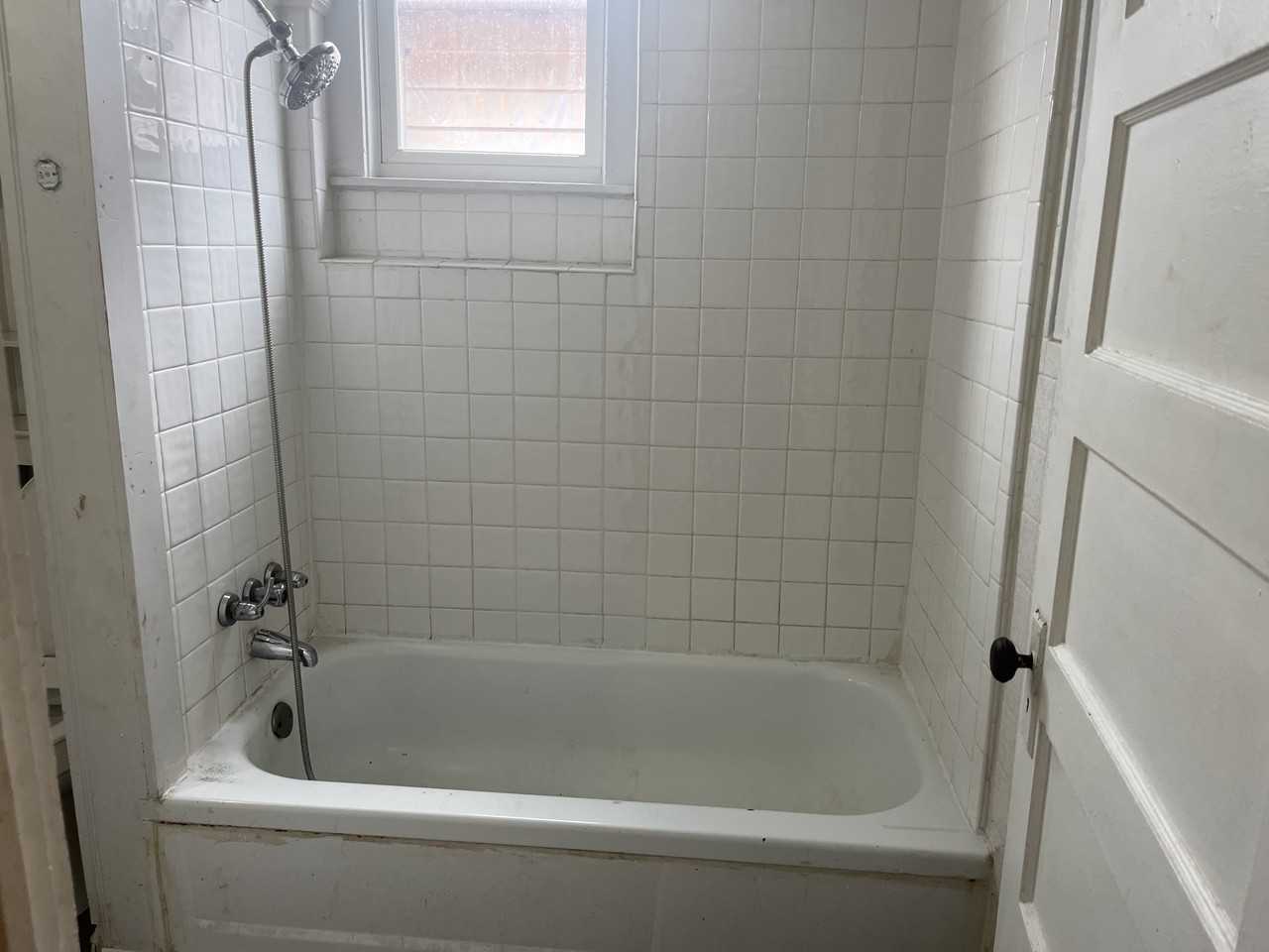 203 Randolph Ave #100 - Photo 3 of 8