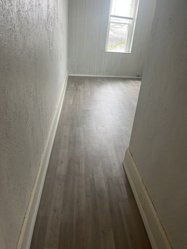 203 Randolph Ave #100 - Photo 5 of 8