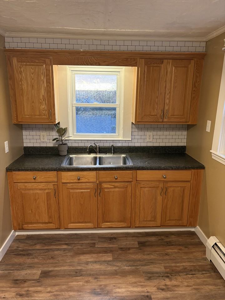 29 Slocum St #2 - Photo 6 of 11
