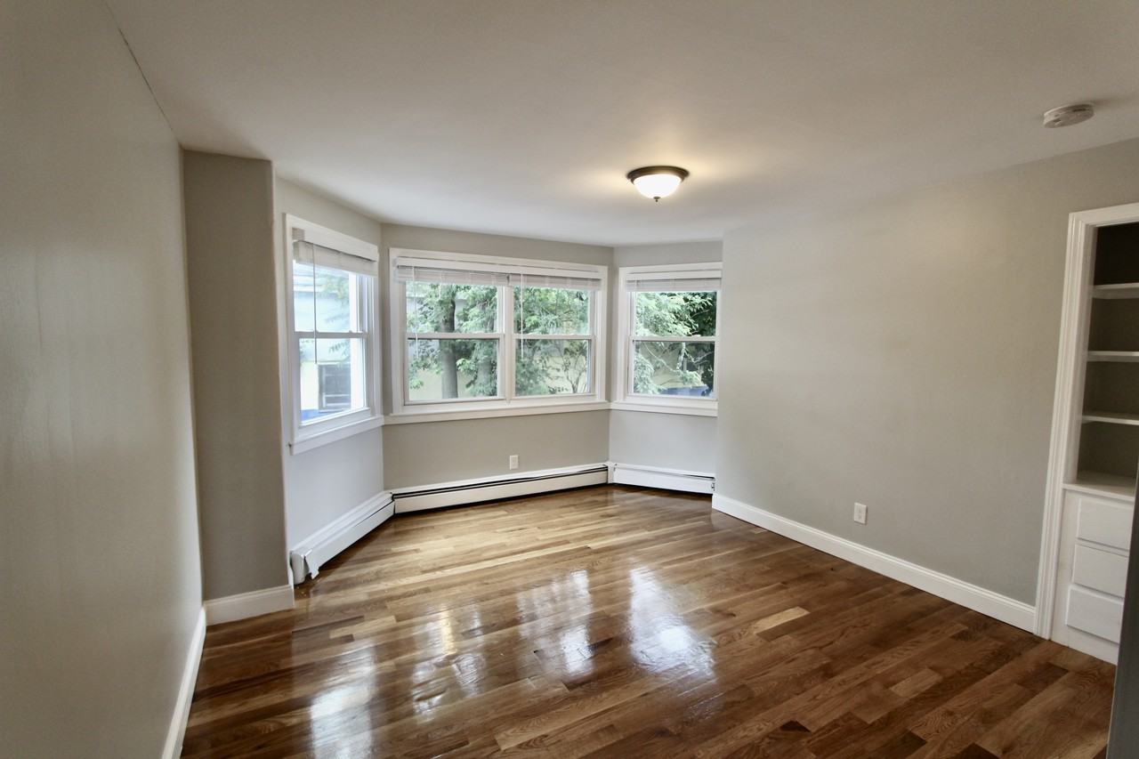 111 Washington St #6