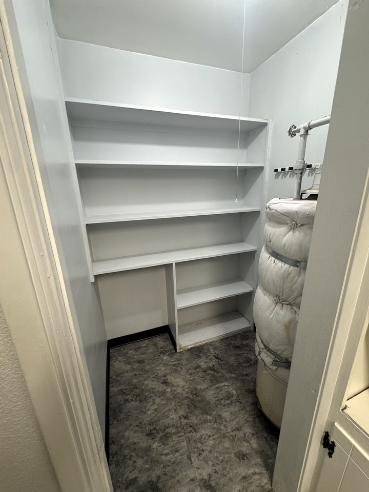 1438 W Clinton Ave #1438 - Photo 3 of 11