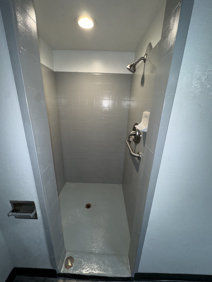 1438 W Clinton Ave #1438 - Photo 6 of 11
