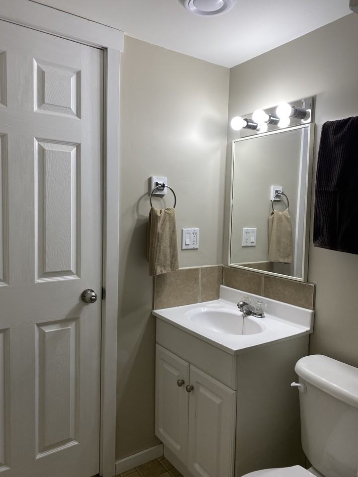 1212 26 Street Southeast - Photo 6 of 11