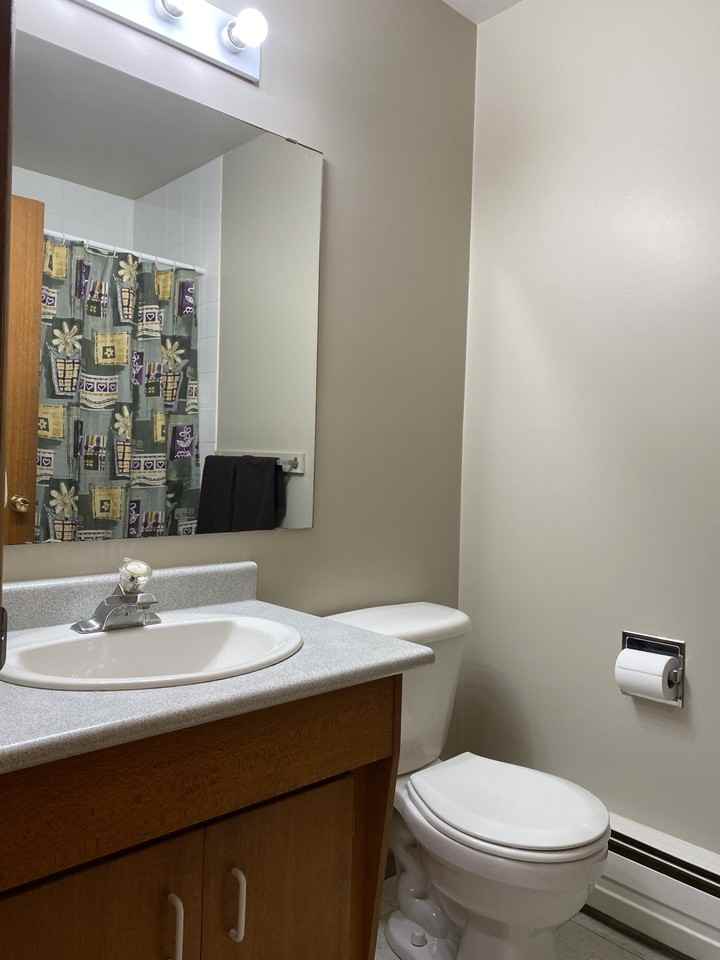 1027 Northmount Drive Northwest - Photo 5 of 5