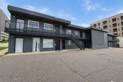 512 3rd Ave SW - Photo 1 of 1