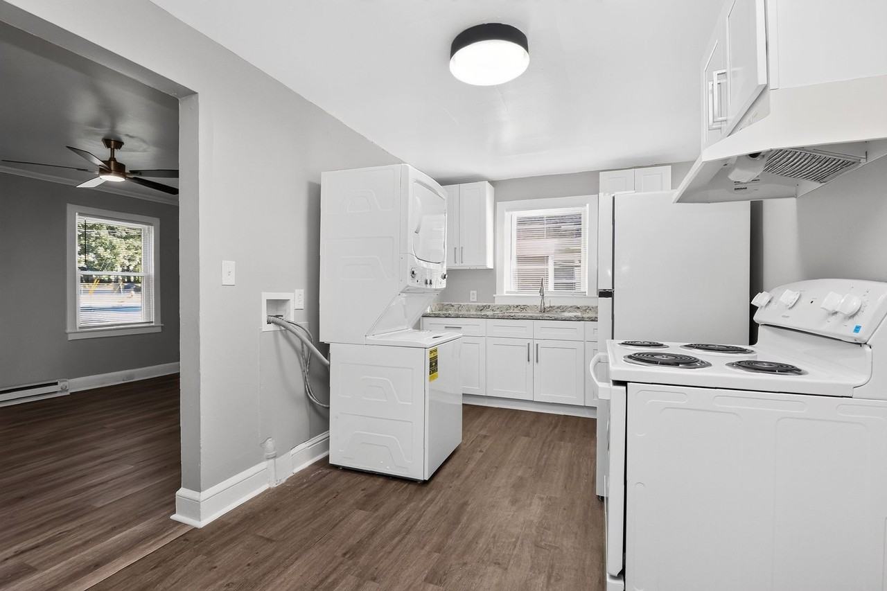 3518 The Plz - Photo 6 of 15