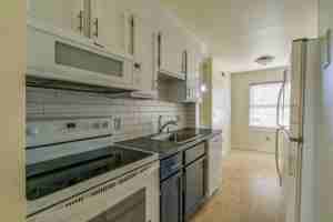 featured image of 87 Valley Rd Apt D #Apt D