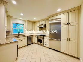 11131 Wornall Rd - Photo 1 of 1