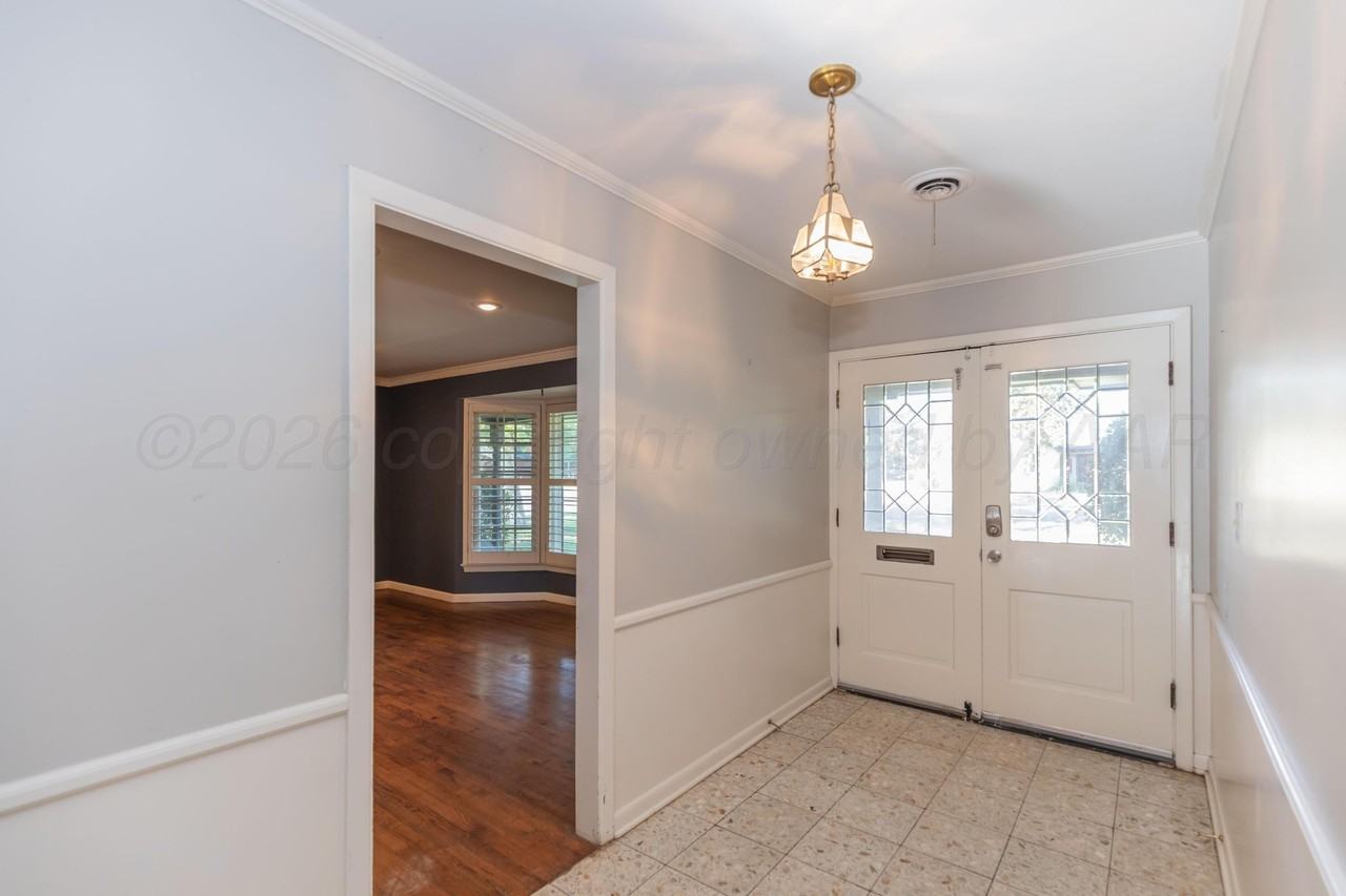 2319 Hancock St - Photo 6 of 46