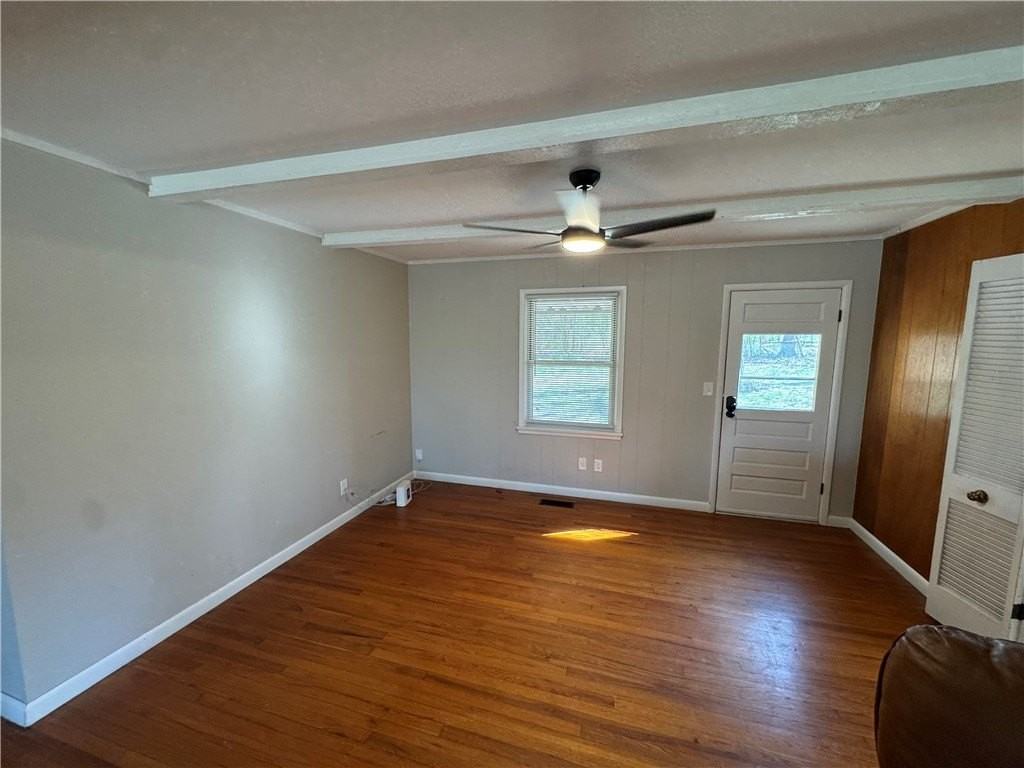 119 W Miller St - Photo 3 of 13