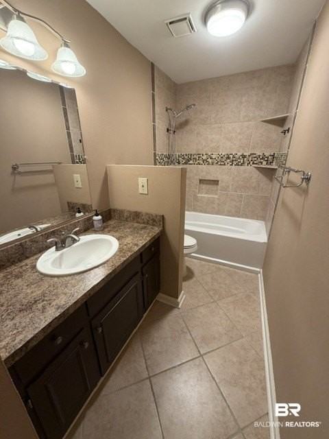 389 Clubhouse Dr #HH3 - Photo 4 of 11