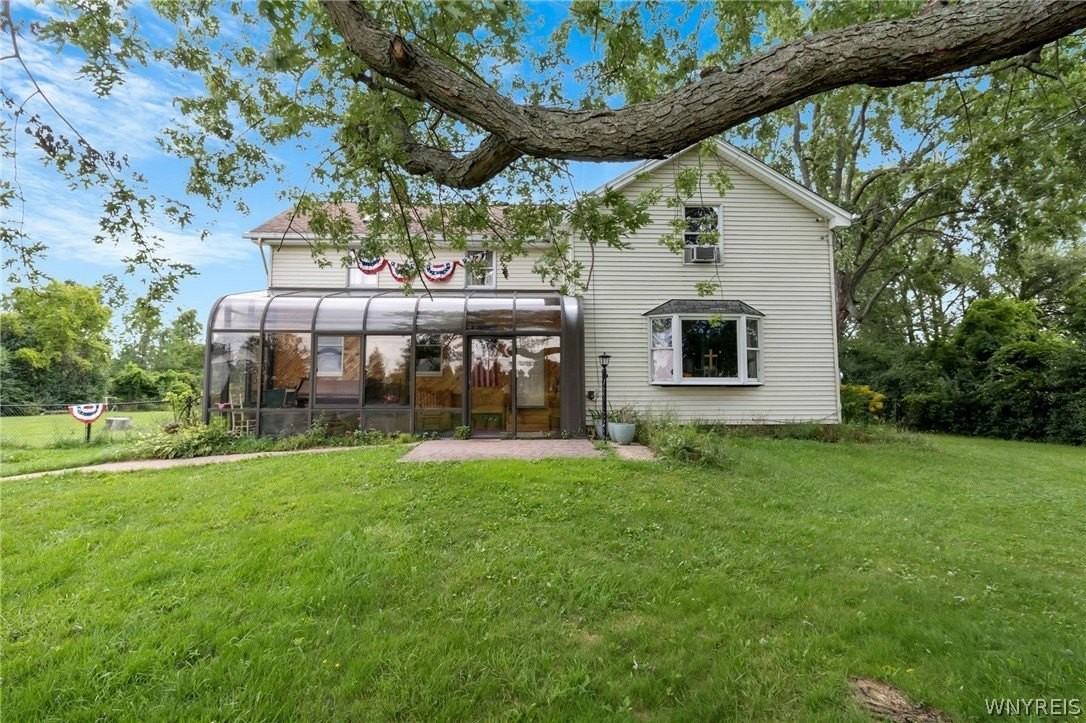 5166 William St - Photo 2 of 45