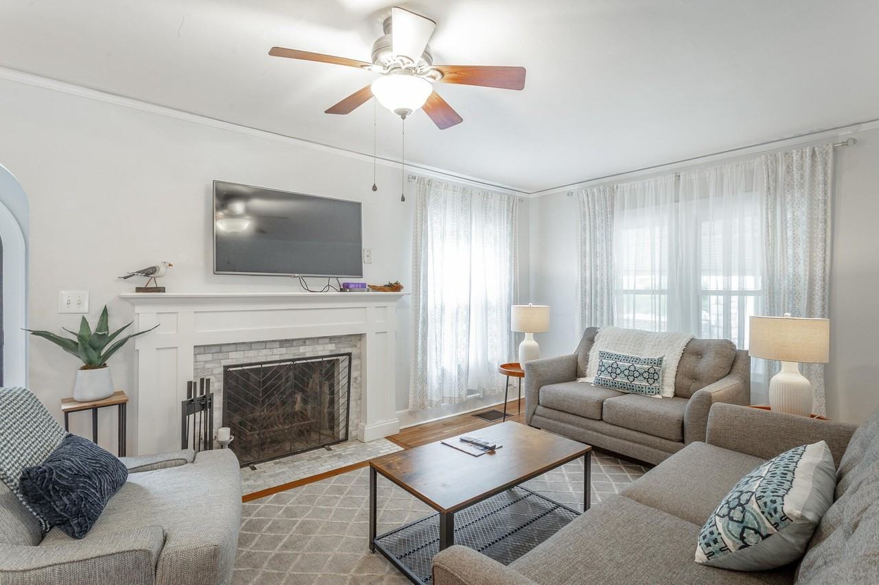 206 Woodrow Ave - Photo 4 of 35