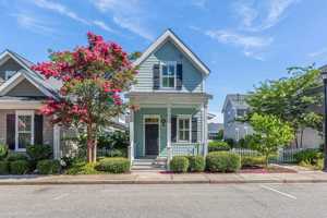featured image of 3376 Baldwin Ln