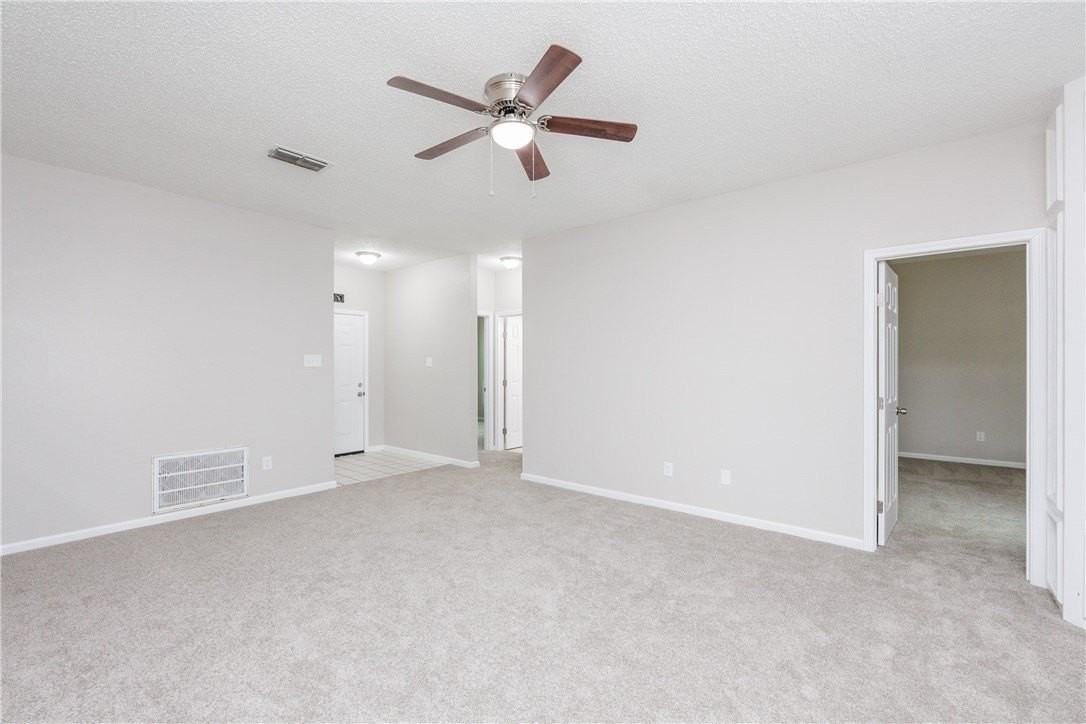11313 Red Creek Cir - Photo 6 of 35